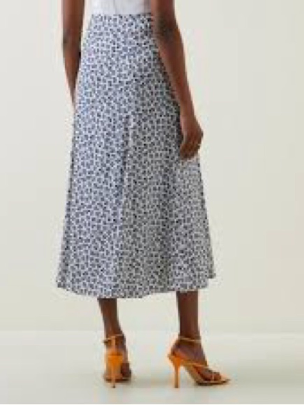 Reformation Bryson Skirt Bombay - Size 10 - Picture 2 of 4